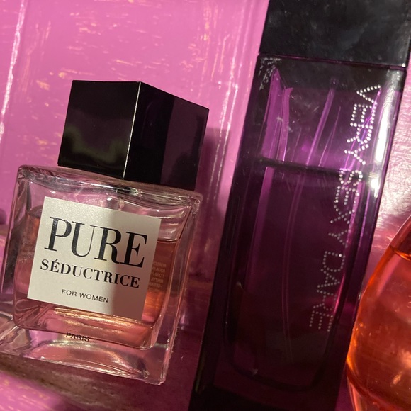 HUGE WOMENS BEAUTY BUNDLE!!! - Picture 10 of 10